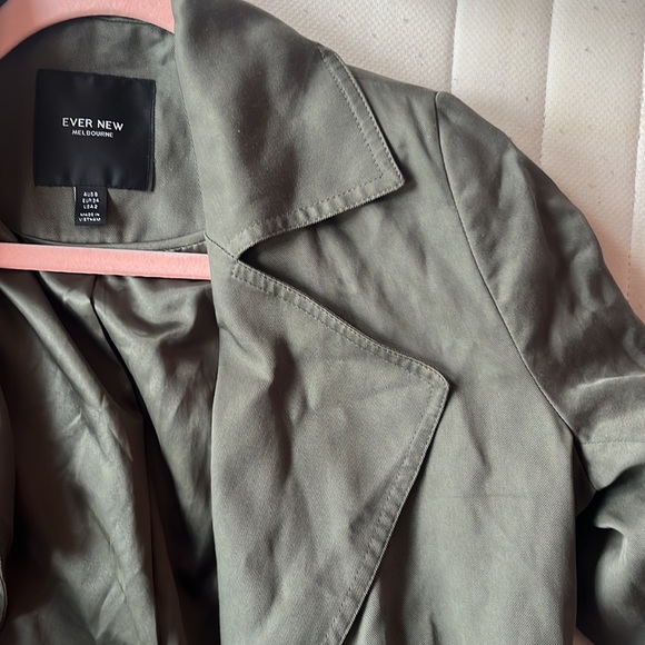 Green Khaki Trench Coat - Picture 4 of 5